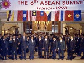 ASEAN leaders ready for dinner